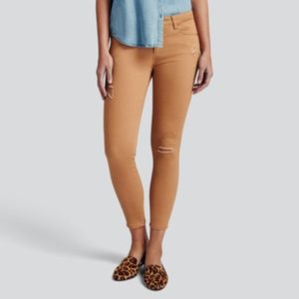 Kenzie jeans- NOT DISTRESSED LIKE PICTURED